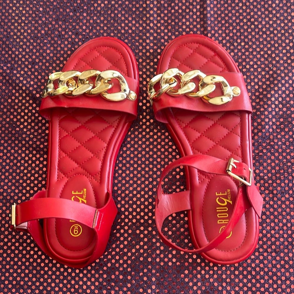 Rouge Helium open toe Sandals Red size9